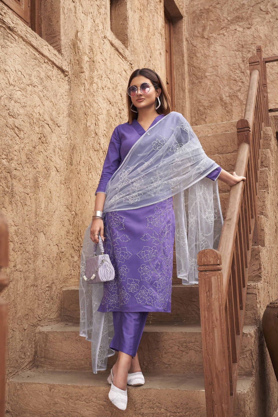 Lavender-Cotton-Blend-Embroidered-3-Piece-Kurta-Set