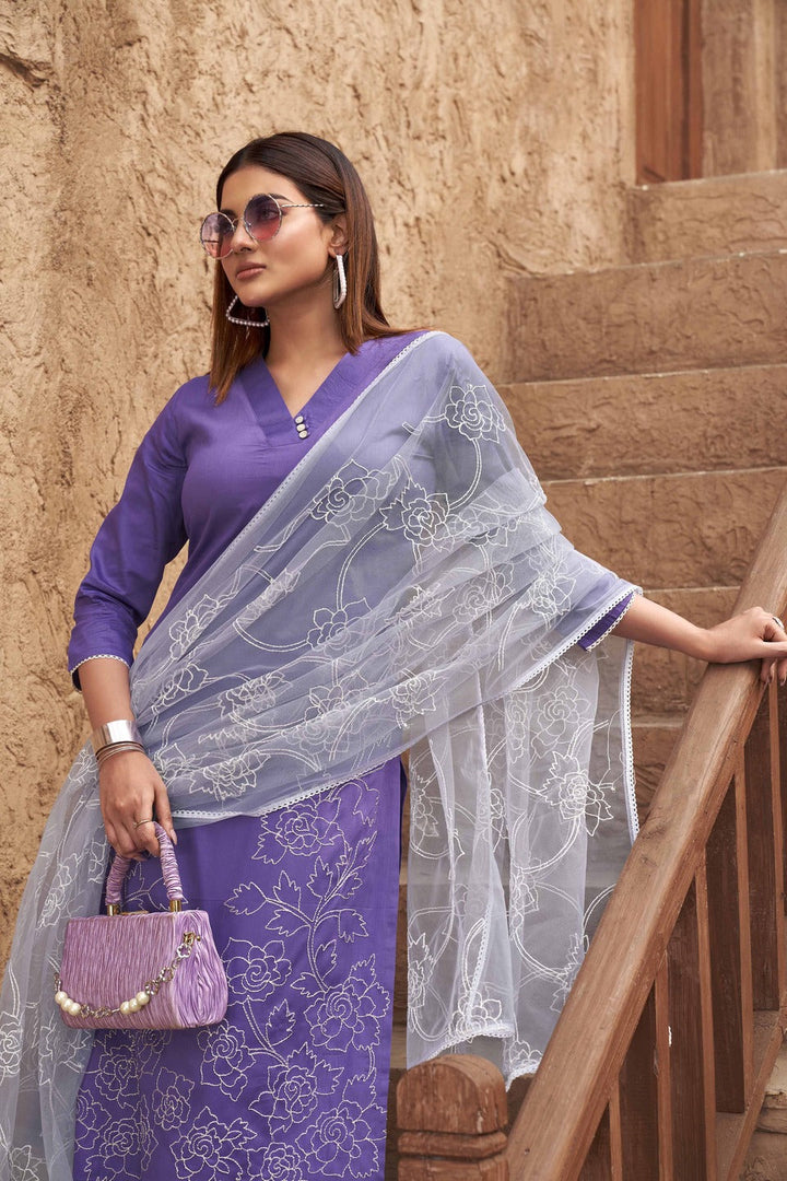 Lavender-Cotton-Blend-Embroidered-3-Piece-Kurta-Set