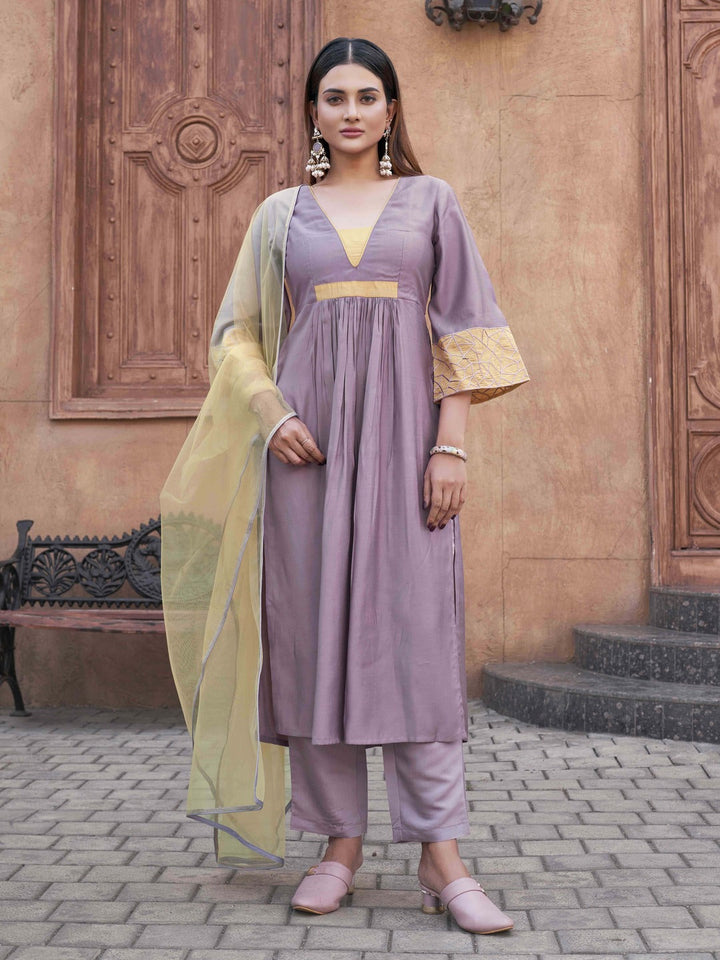 Lavender-Silk-Blend-Embroidered-Flared-3-Piece-Kurta-Set