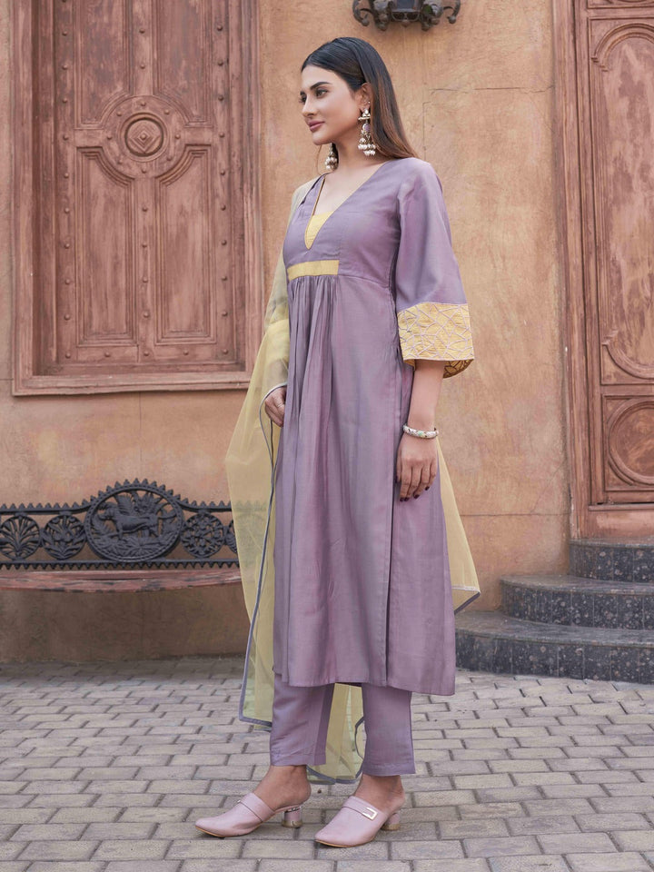 Lavender-Silk-Blend-Embroidered-Flared-3-Piece-Kurta-Set