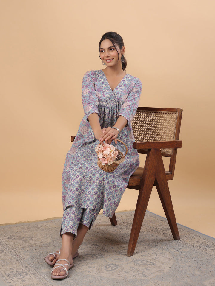 ZERESOUQ-Light-Blue-&-Multicolor-Cambric-Panelled-2-Piece-Kurta-Set