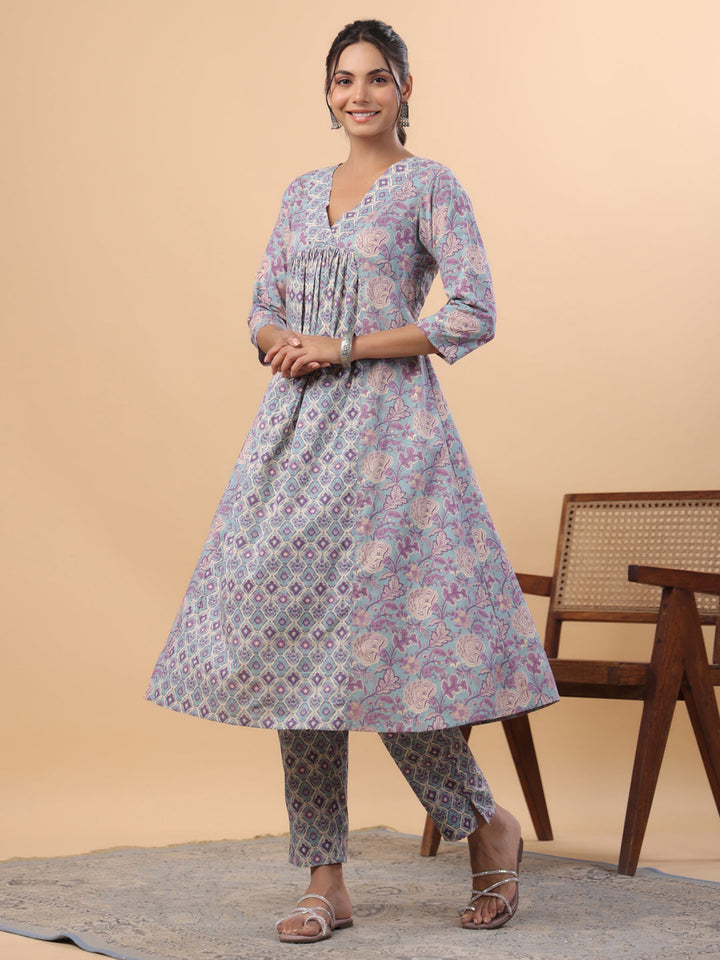 ZERESOUQ-Light-Blue-&-Multicolor-Cambric-Panelled-2-Piece-Kurta-Set