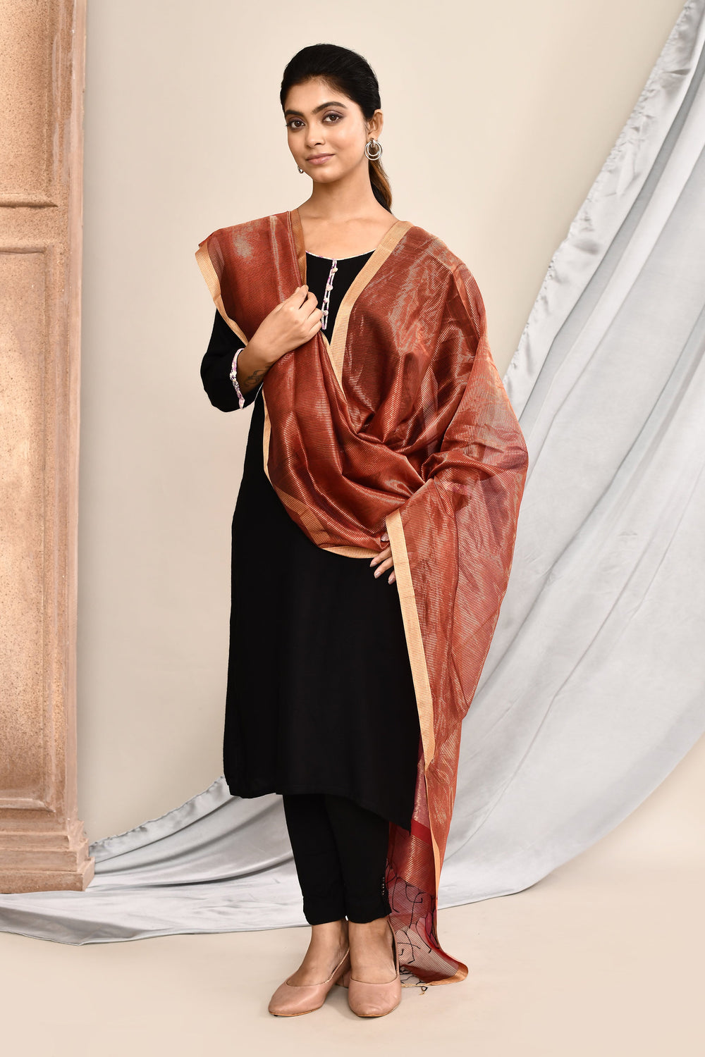 ZERESOUQ-Light-Red-Maheshwari-Dupatta