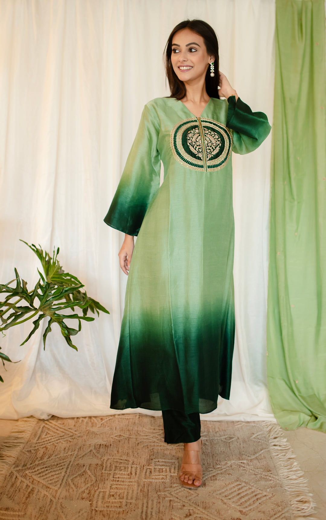 Shaded-Green-Silk-Ombre-2-Piece-Kurta-Set