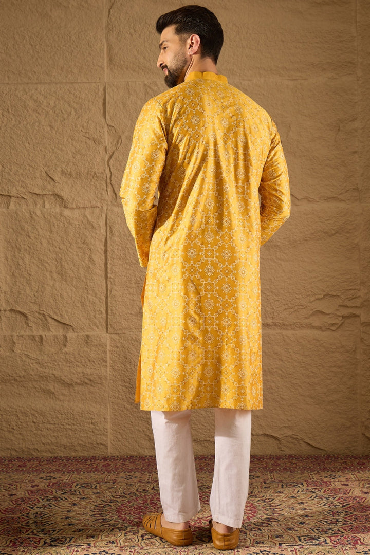 Mens Yellow Silk Geometric Printed Straight Kurta