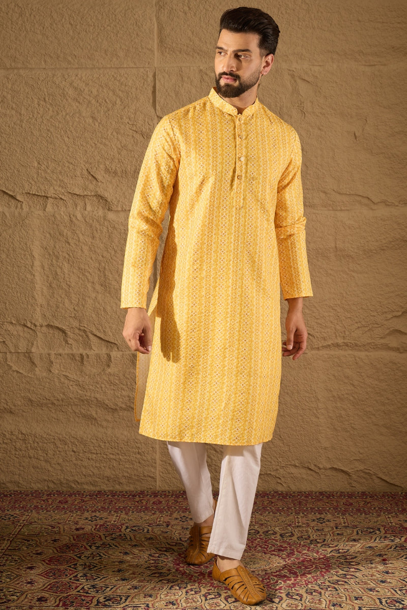 Mens Yellow Silk Blend Geometric Embroidered Straight Kurta
