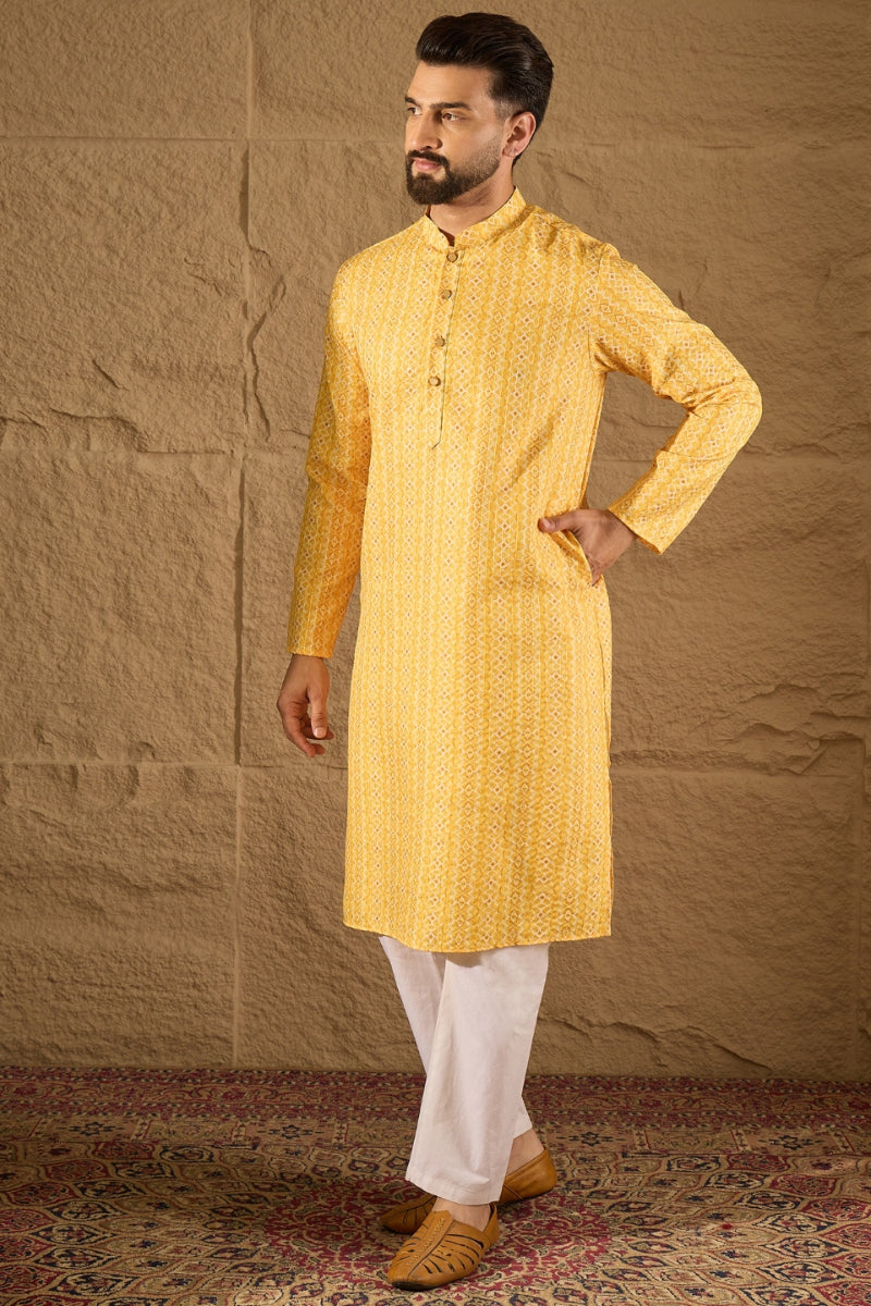 Mens Yellow Silk Blend Geometric Embroidered Straight Kurta