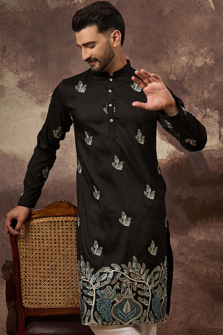 Mens Black Silk Blend Solid Embroidered Straight Kurta