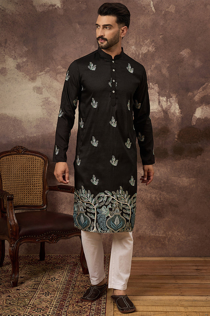 Mens Black Silk Blend Solid Embroidered Straight Kurta