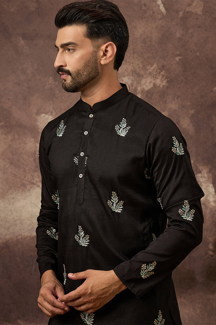 Mens Black Silk Blend Solid Embroidered Straight Kurta