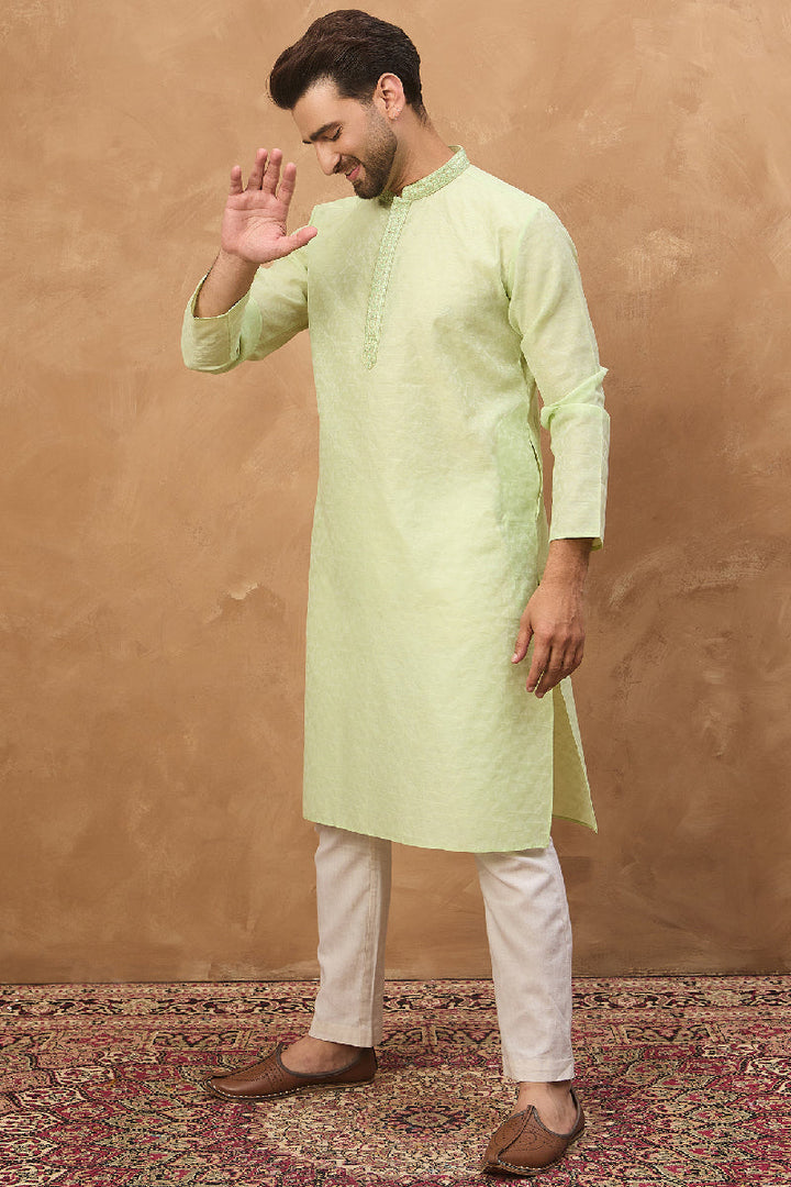 Mens Green Silk Blend Solid Embroidered Straight Kurta With Pant Set