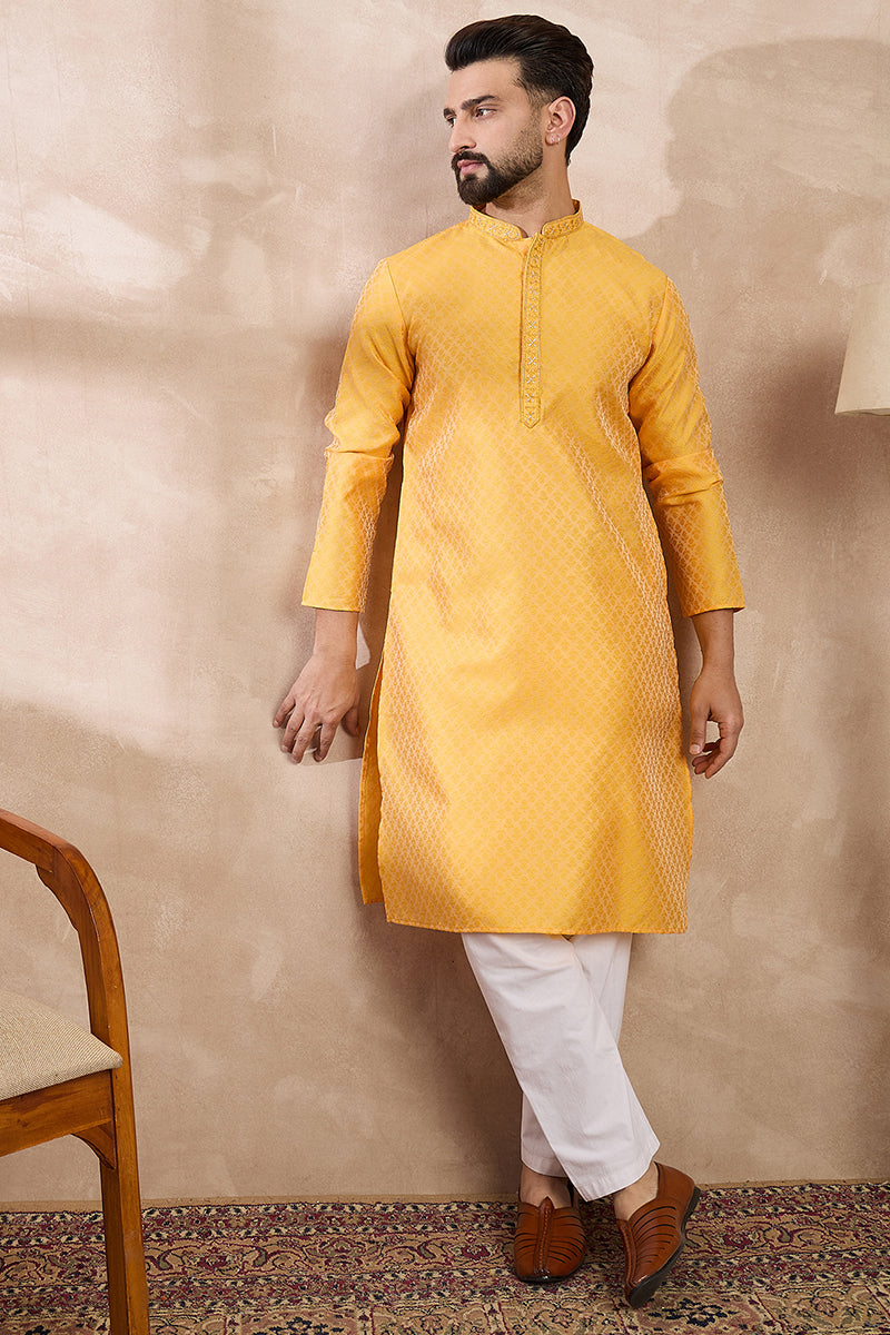 Mens Yellow Silk Blend Solid Embroidered Straight Kurta