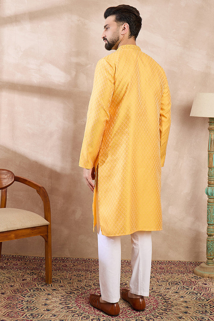 Mens Yellow Silk Blend Solid Embroidered Straight Kurta