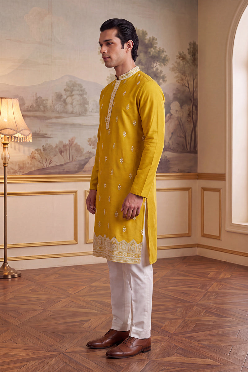 Mens Yellow Silk Blend Solid Embroidered Kurta