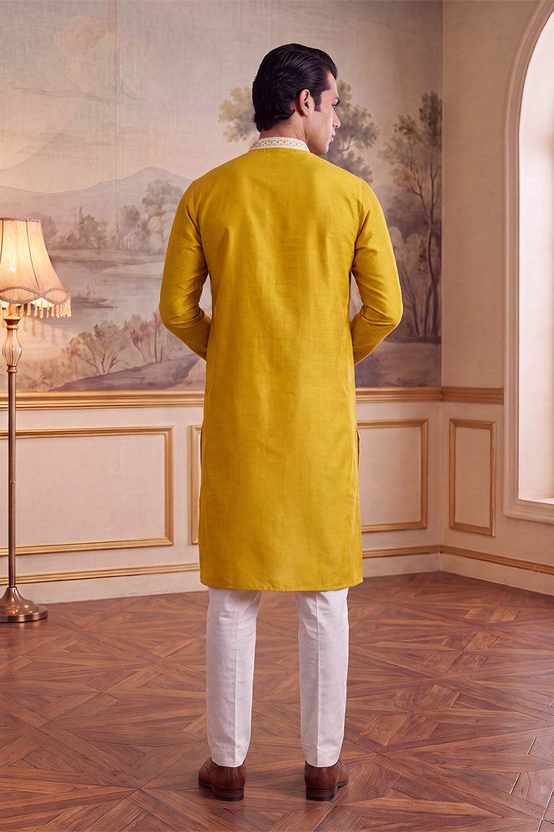 Mens Yellow Silk Blend Solid Embroidered Kurta
