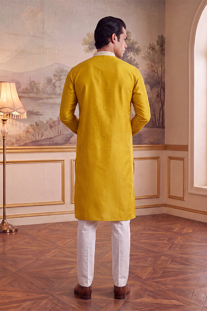 Mens Yellow Silk Blend Solid Embroidered Kurta