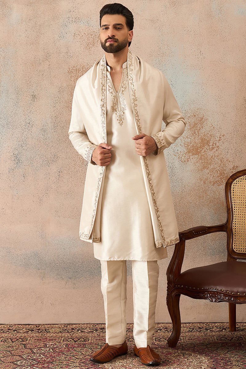 Mens Off White Silk Blend Solid Embroidered Kurta With Dupatta