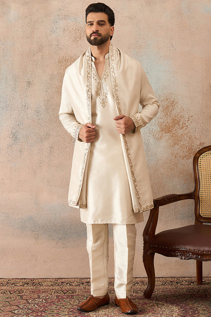 Mens Off White Silk Blend Solid Embroidered Kurta With Dupatta