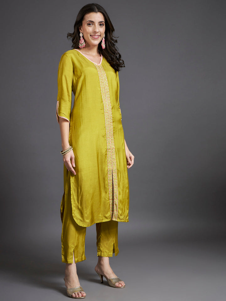 Mustard-Silk-Blend-V-Neck-2-Piece-Kurta-Set