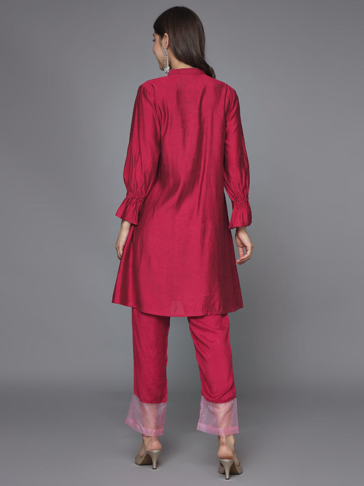 Red-Silk-Blend-Embroidered-2-Piece-Kurta-Set