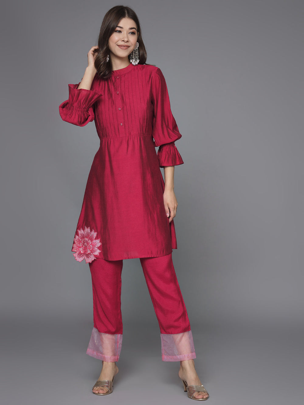 Red-Silk-Blend-Embroidered-2-Piece-Kurta-Set