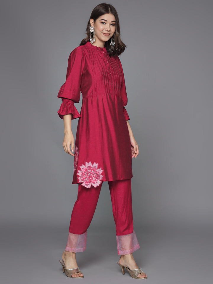 Red-Silk-Blend-Embroidered-2-Piece-Kurta-Set