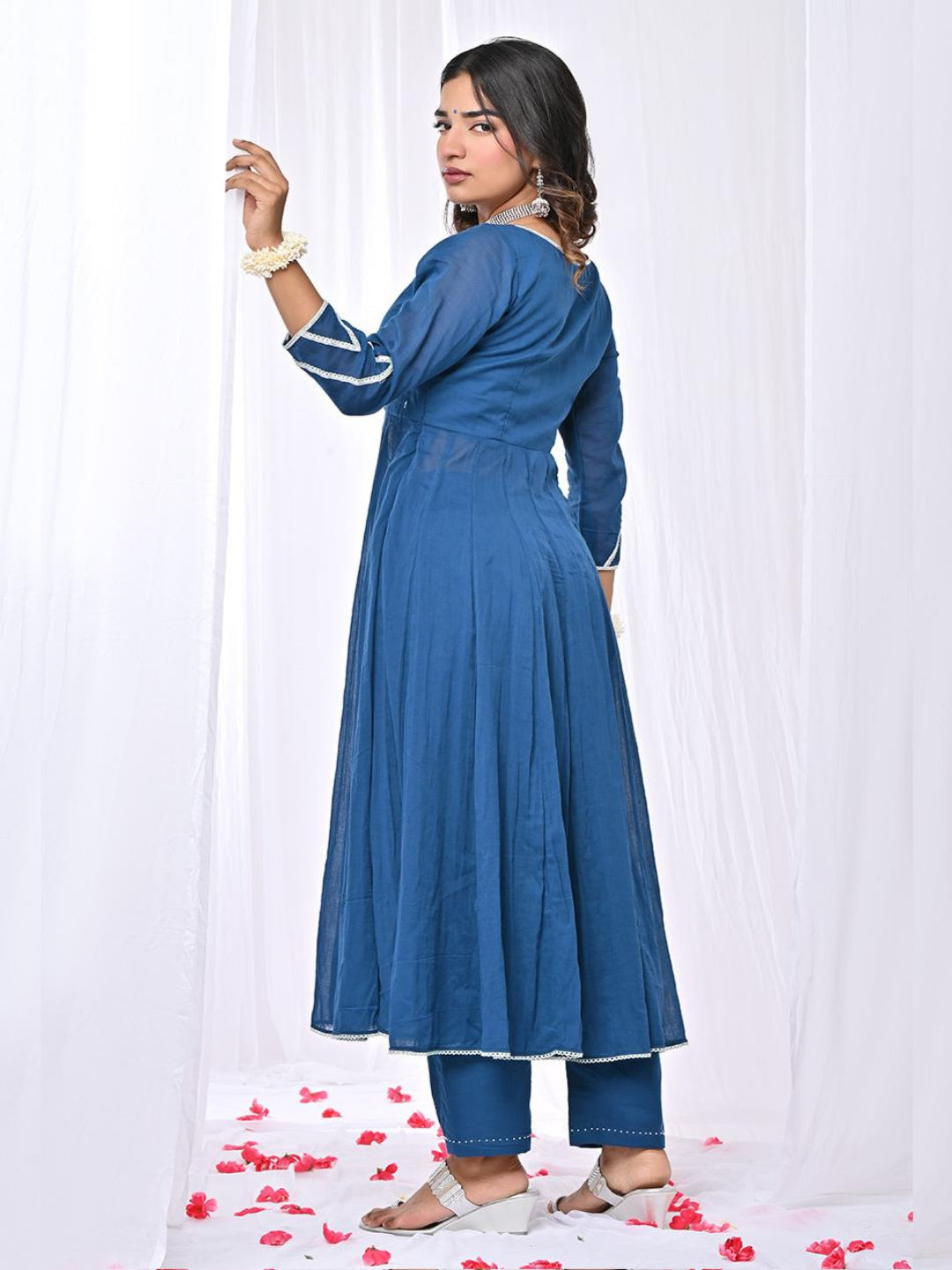 Manika-Kali-Anarkali-Set-Of-3