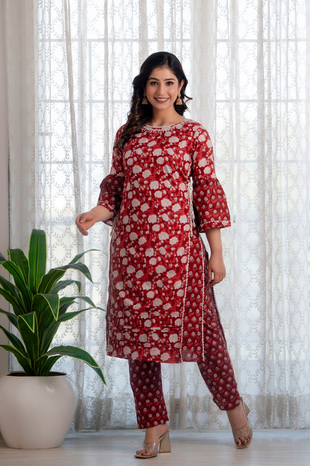 Maroon-Cotton-Floral-Printed-3-Piece-Kurta-Set