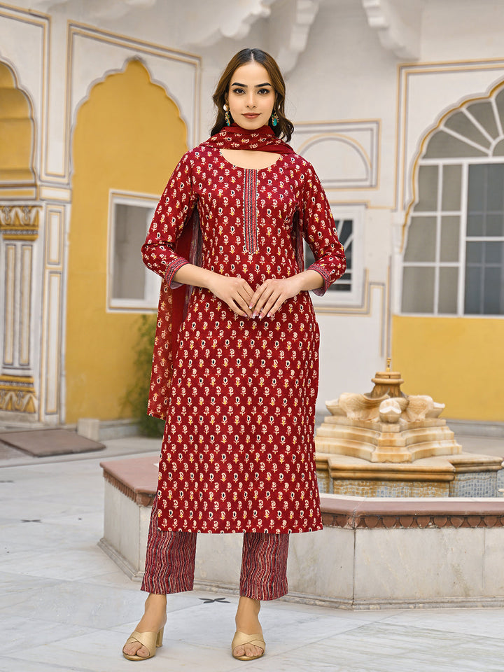 Maroon Rayon Blend Ethnic Motifs Casual Kurta Set