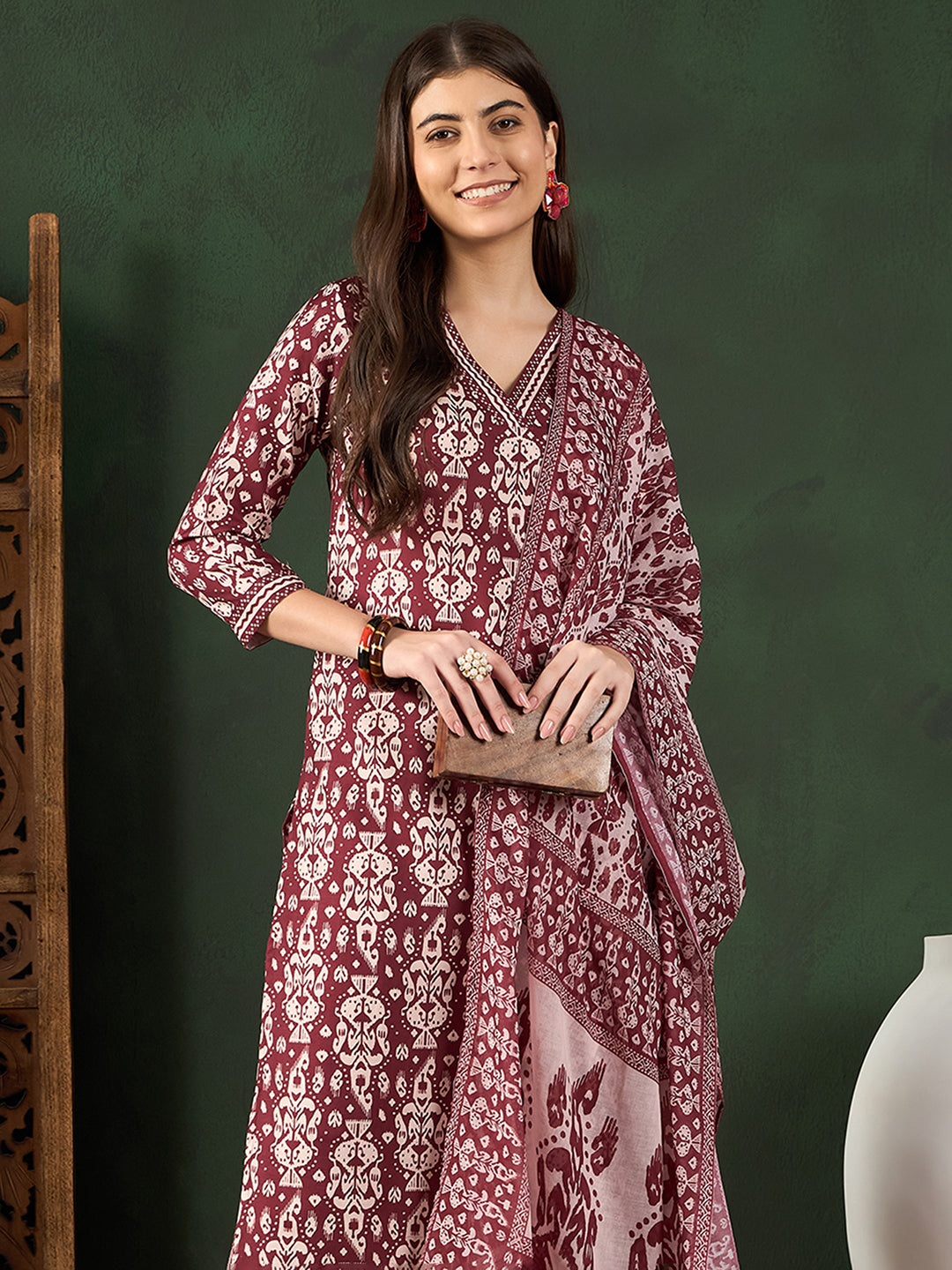 ZERESOUQ-Maroon-Rayon-Blend-Ethnic-Motifs-Printed-3-Piece-Kurta-Set