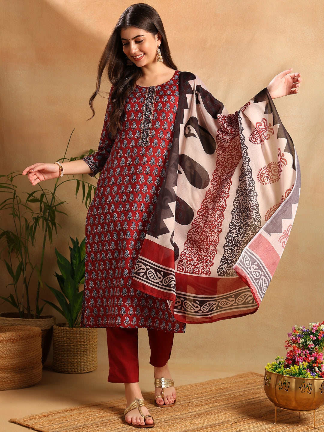 ZERESOUQ-Maroon-Rayon-Ethnic-Motifs-Printed-3-Piece-Kurta-Set