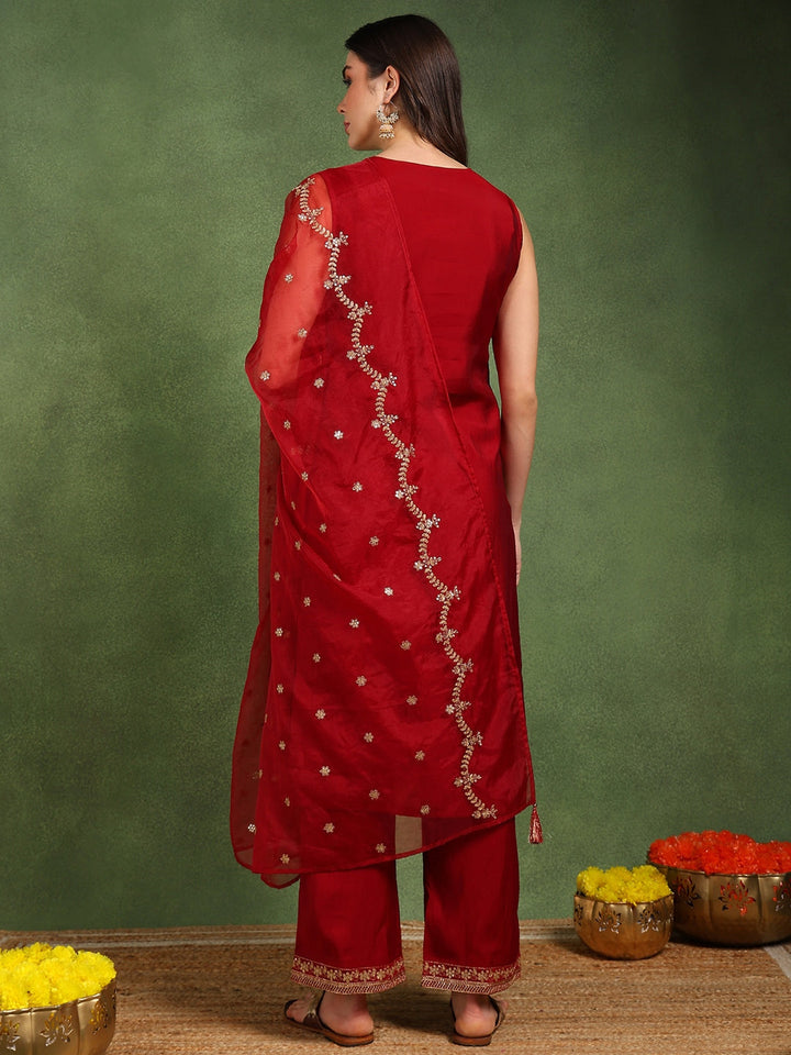 ZERESOUQ-Maroon-Silk-Blend-Solid-Embroidered-Straight-Suit-Set