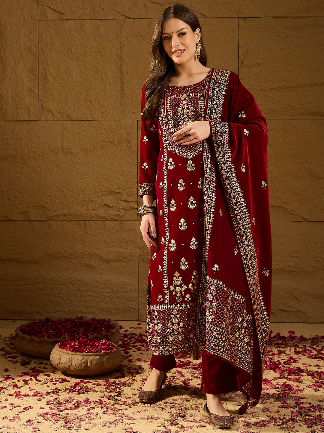 ZERESOUQ-Maroon-Velvet-Ethnic-Motifs-Printed-Straight-3-Piece-Suit-Set