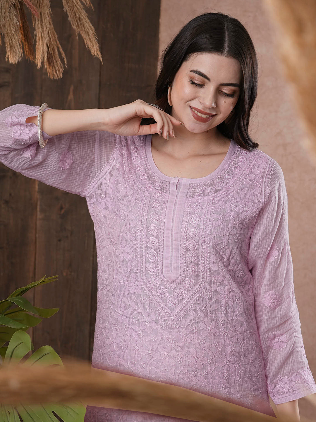 Mauve-Kota-Handloom-Embroidered-Chikankari-Kurta-With-Matching-Slip