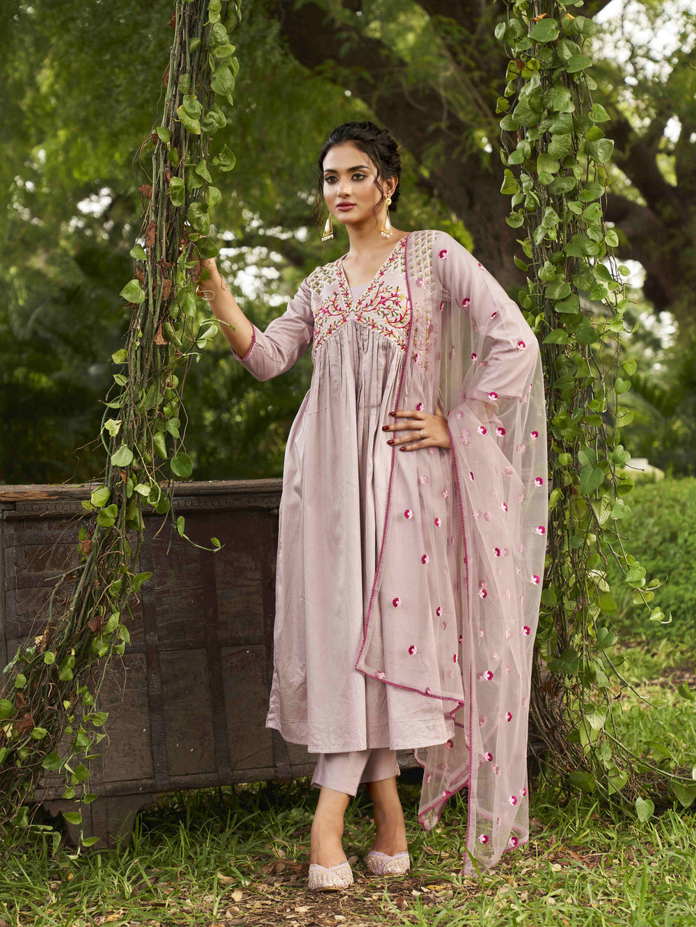 Mauve-Cotton-Embroidery-Thread-Work-Alia-Cut-Kurta-Set