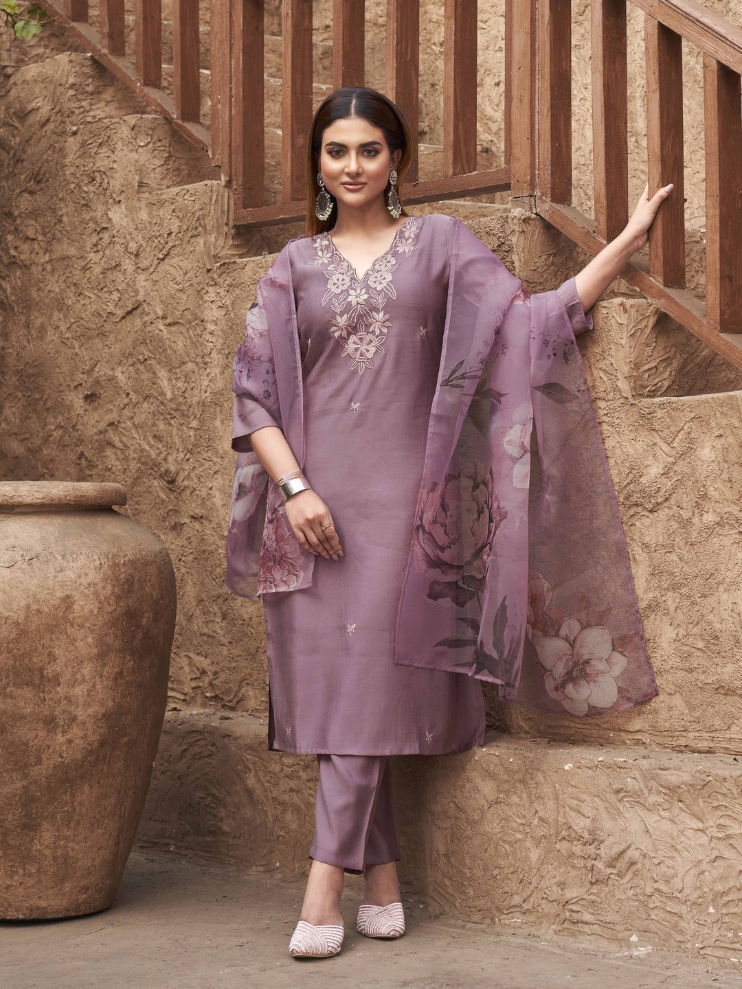 Mauve-Silk-Blend-Embroidered-Kurta-Set
