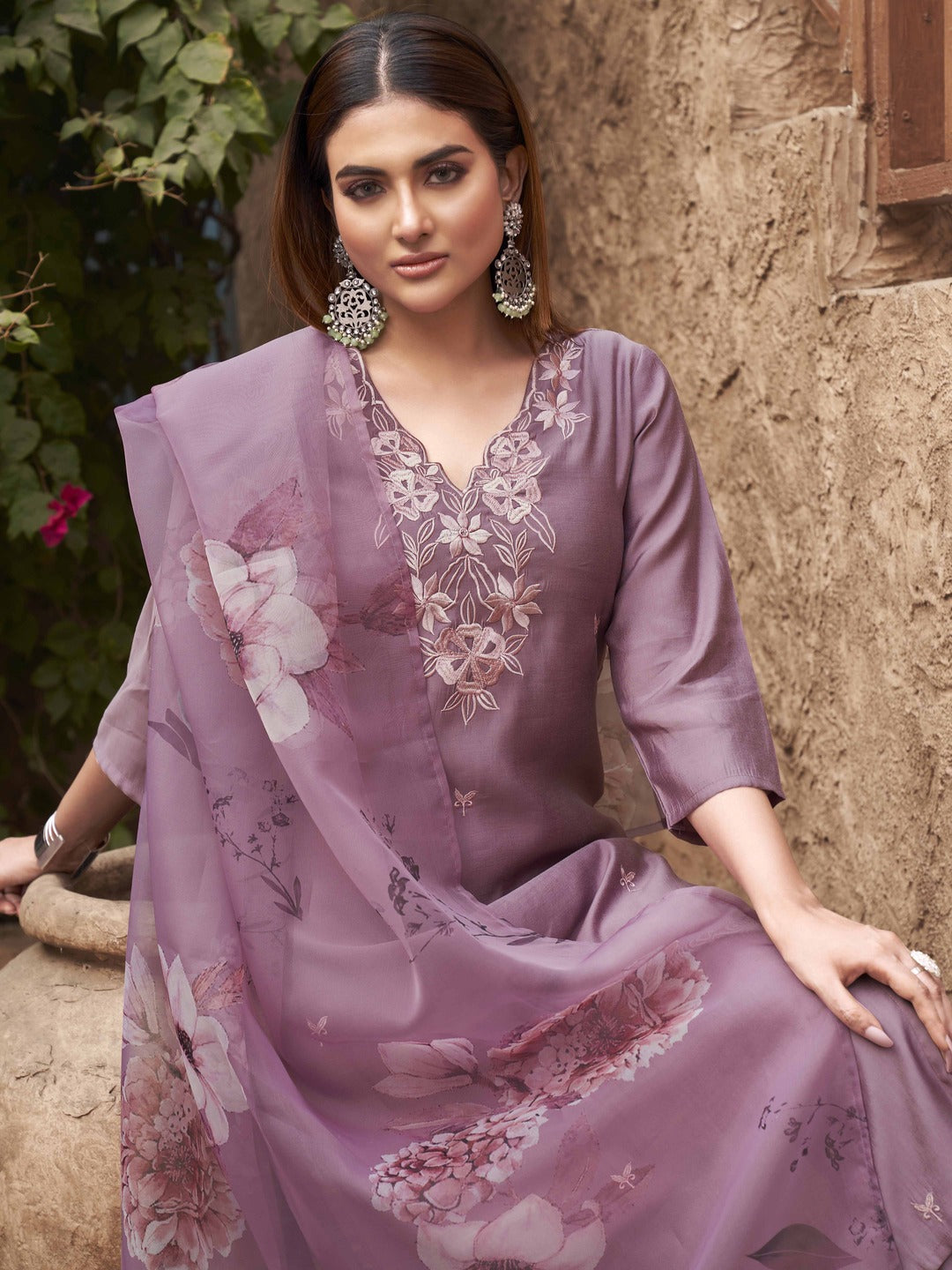 Mauve-Silk-Blend-Embroidered-Kurta-Set