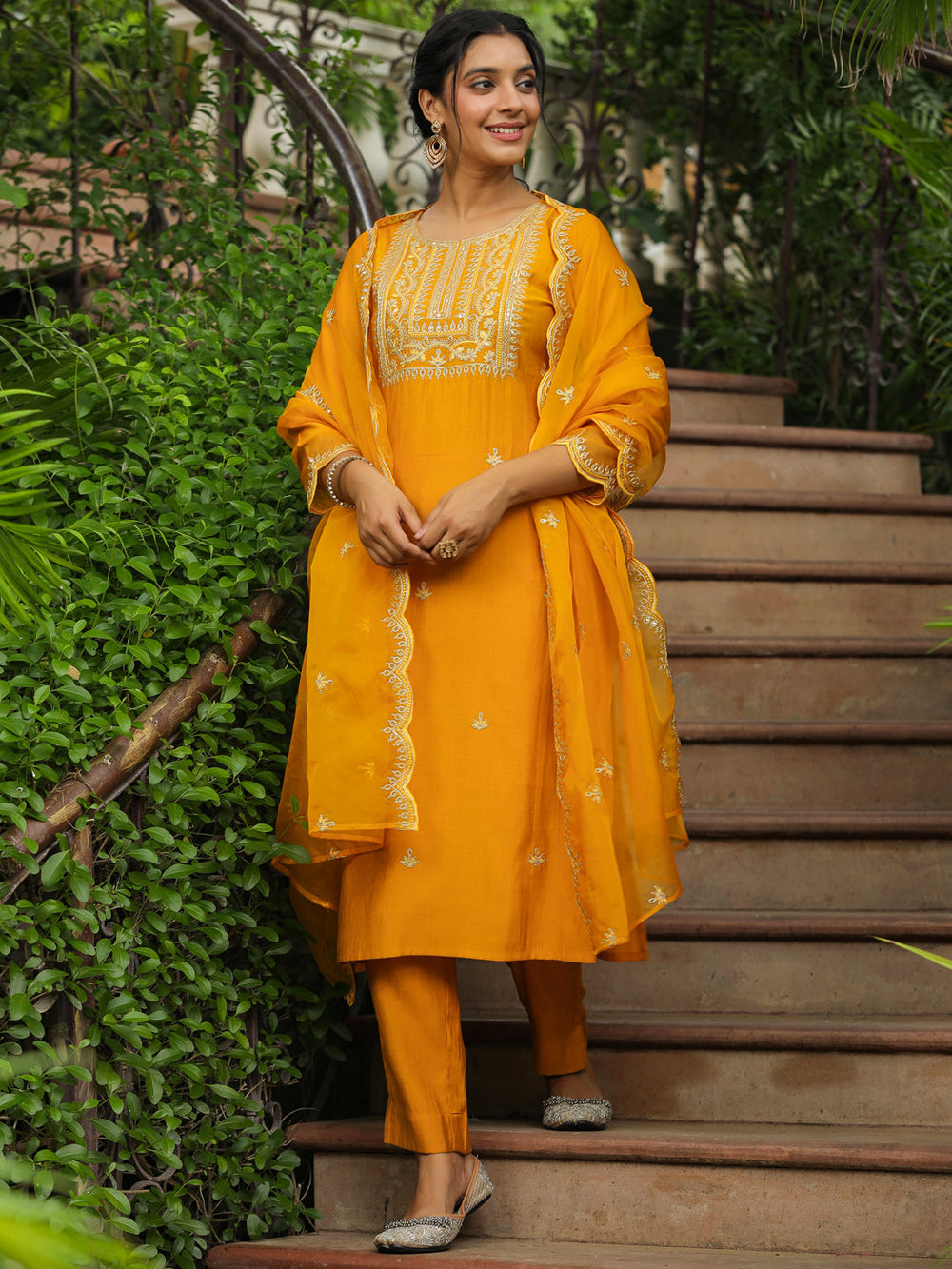 Mustard-Silk-Blend-Embroidered-3-Piece-Kurta-Set