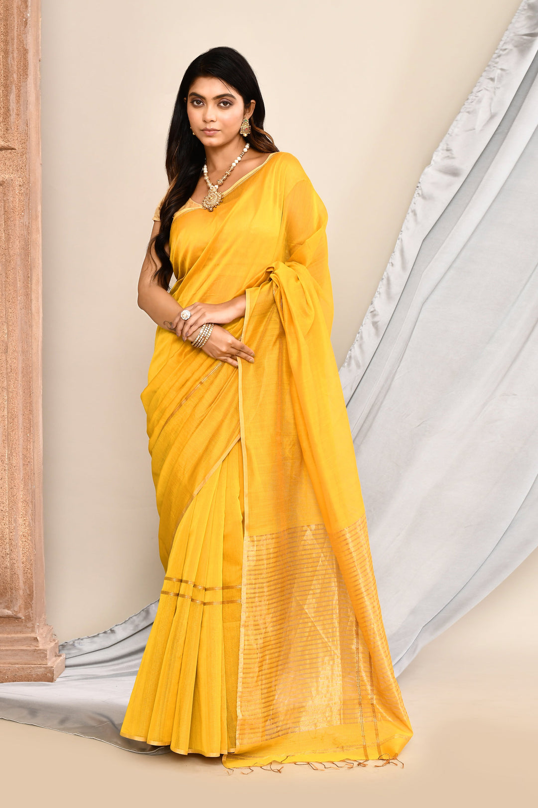 Mustard-Yellow-Maheshwari-Tissue-Stripes-Pallu-Saree