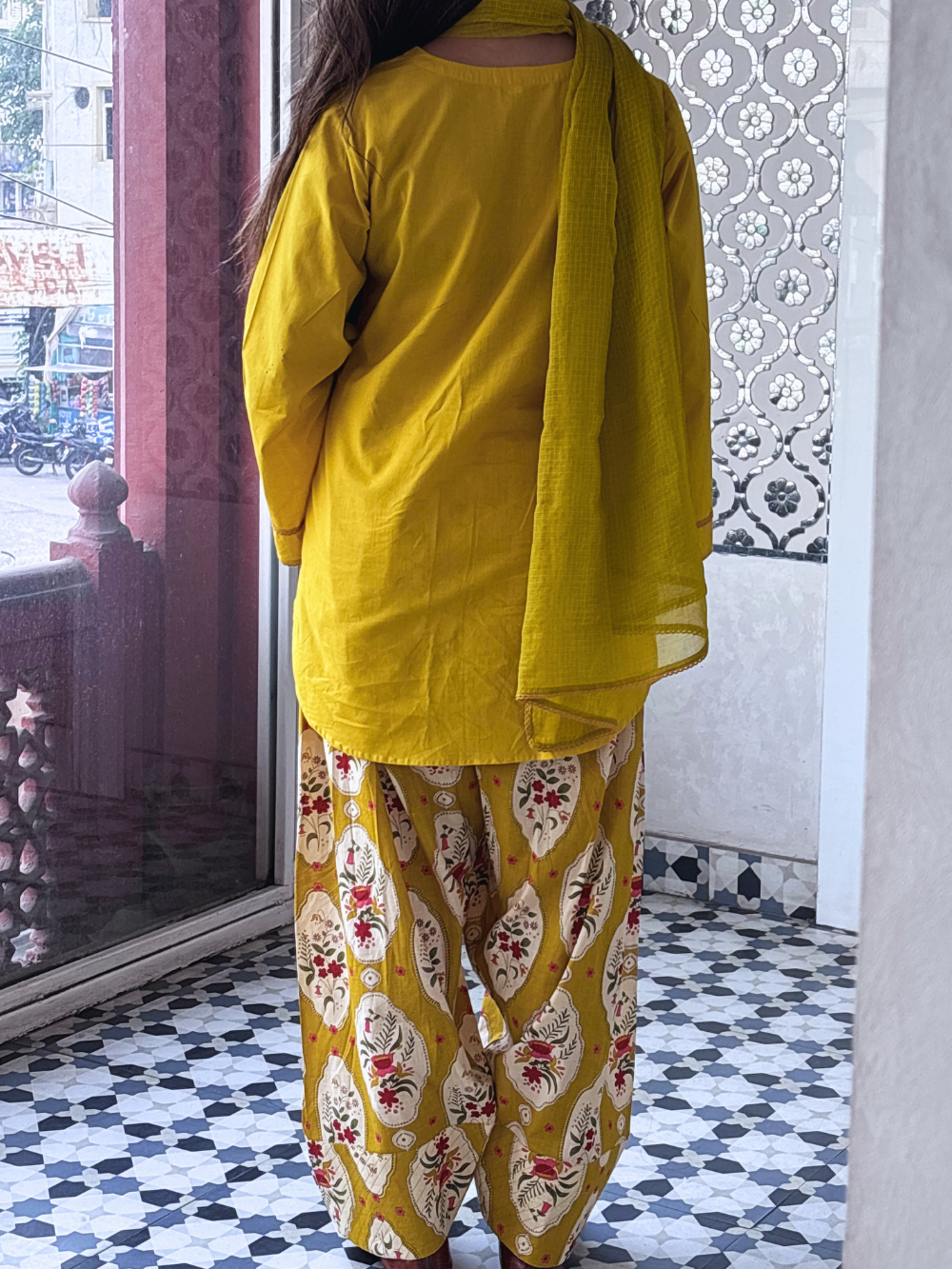 Sunheri Sleeved Farshi Set