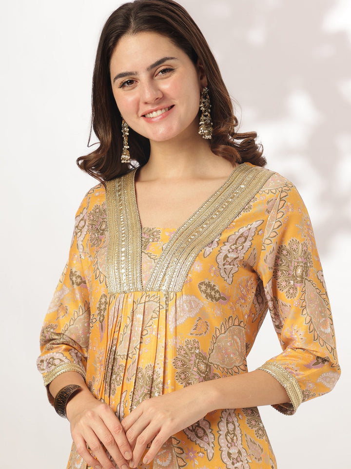 Mustard-Silk-Blend-Straight-Floral-Printed-3-Piece-Kurta-Set