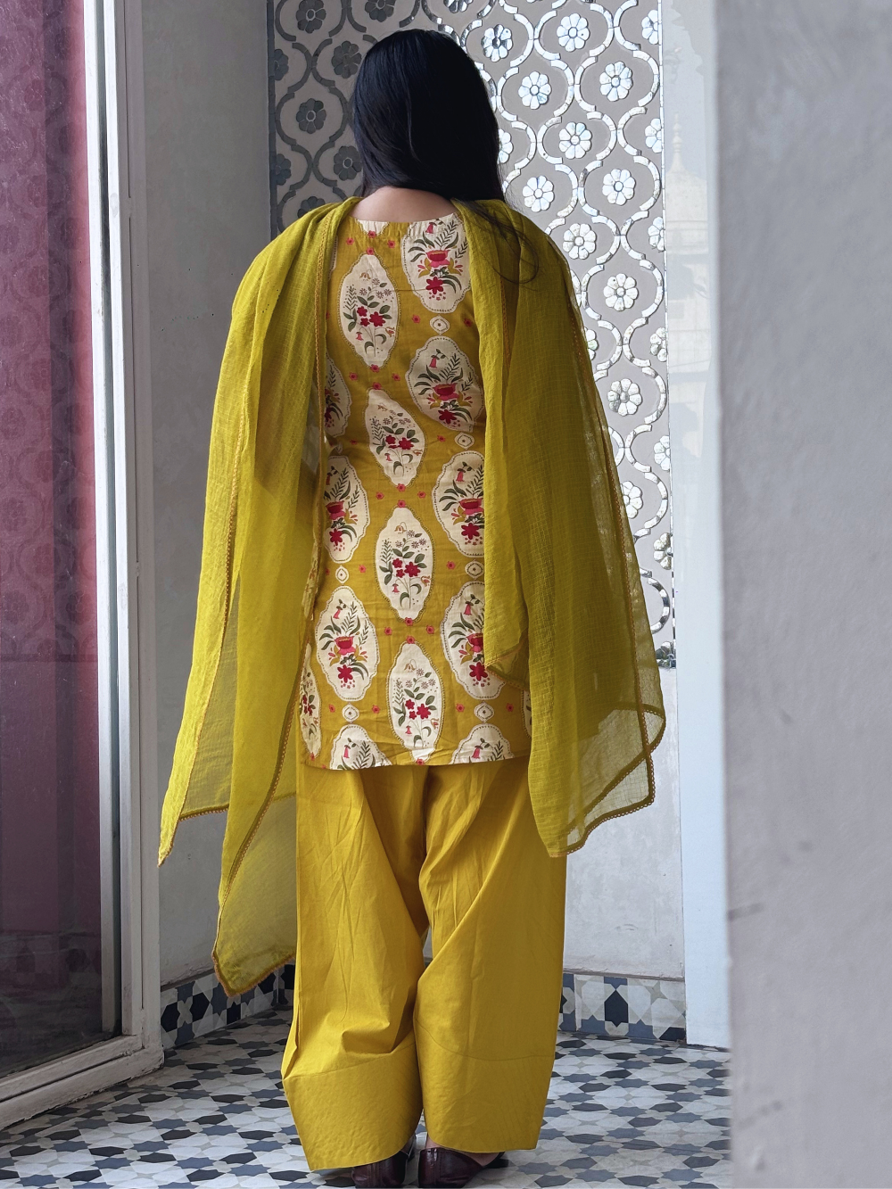 Sunheri Fusion Farshi Set