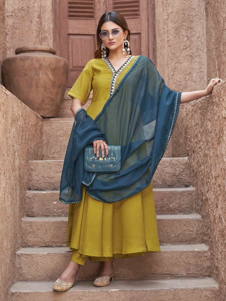 Musturd-&-Blue-Silk-Blend-Flared-3-Piece-Kurta-Set