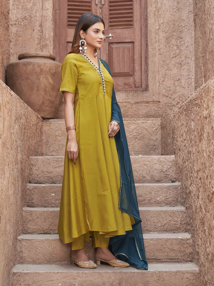 Musturd-&-Blue-Silk-Blend-Flared-3-Piece-Kurta-Set