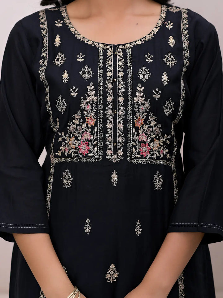 Black-Silk-Blend-Embroidered-Straight-3-Piece-Kurta-Set