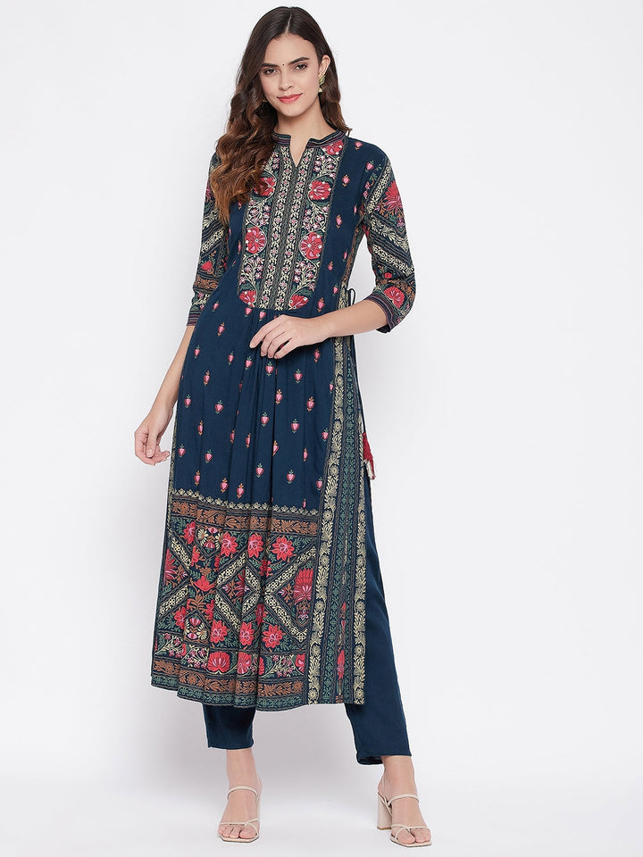 Navy Blue Floral Printed Panelled Kurta Set