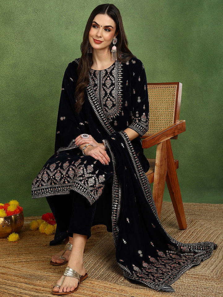 ZERESOUQ-Navy-Blue-Velvet-Ethnic-Motifs-Printed-Straight-3-Piece-Suit-Set