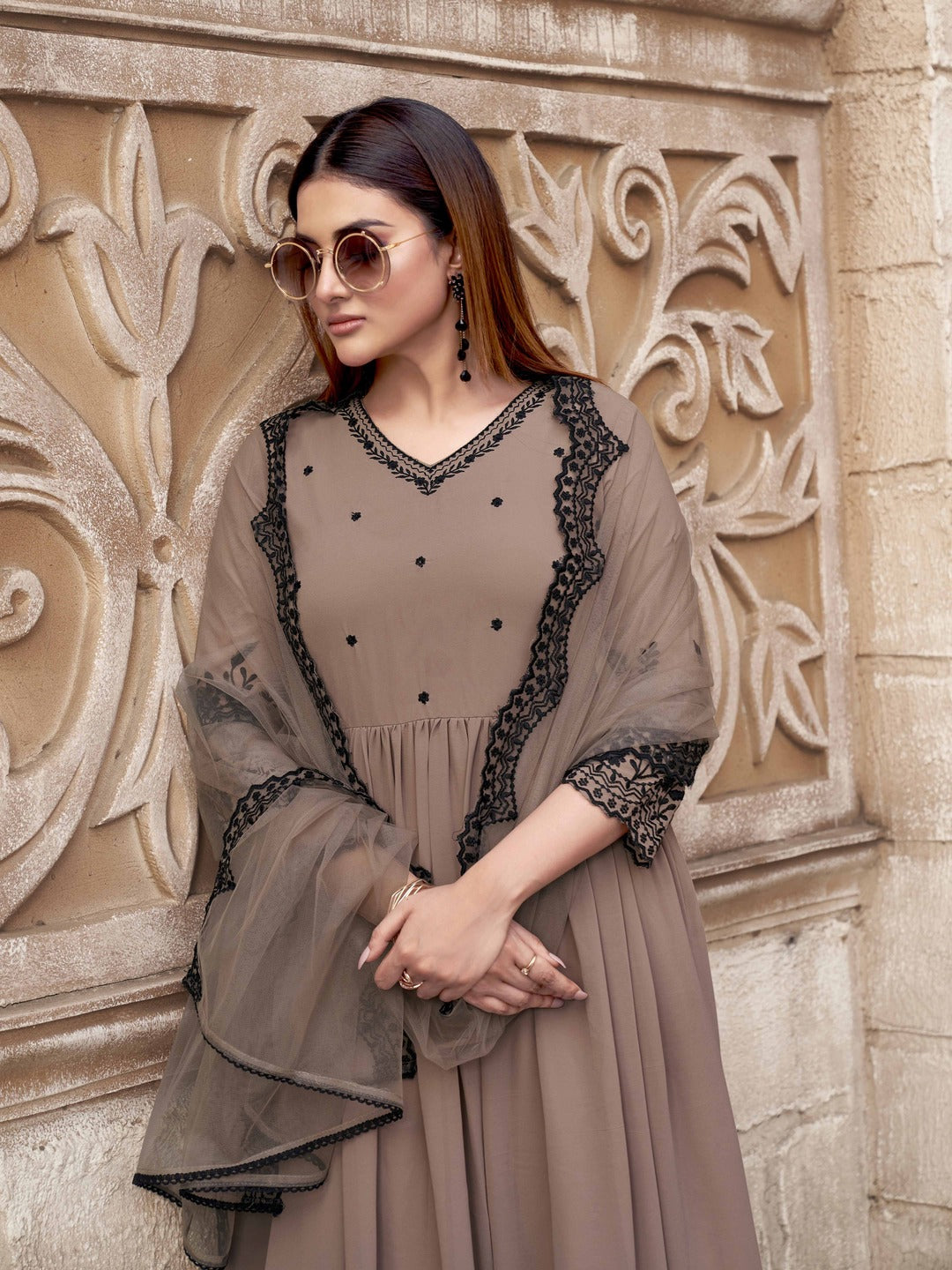 Nude-Georgette-/Plain-Kurta-Set