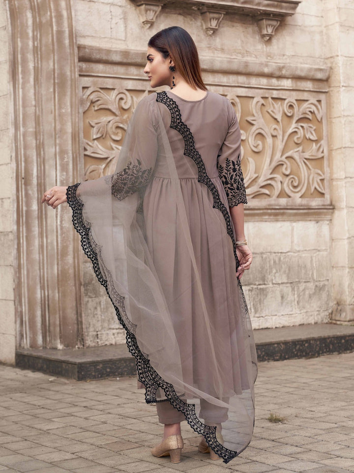 Nude-Georgette-/Plain-Kurta-Set