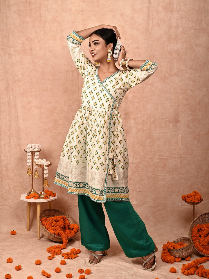 ZERESOUQ-Off-White-And-Green-Mallika-Chanderi-Silk-Kurta-Set